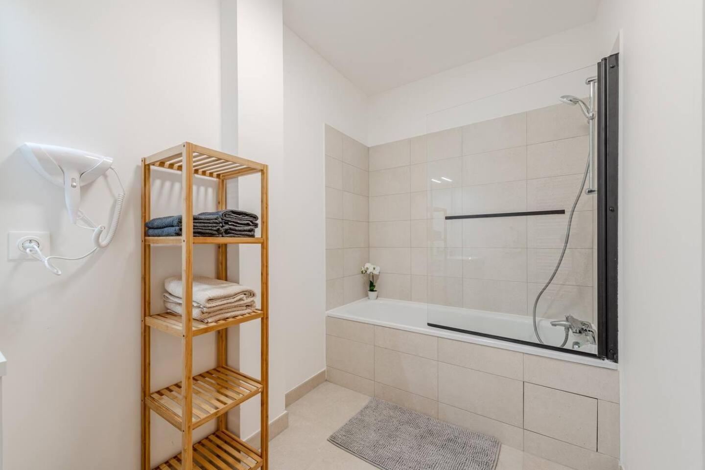 Cosy Apartment - Parking, Garden,10Mn From Disneyland! Монтеврен Екстериор снимка