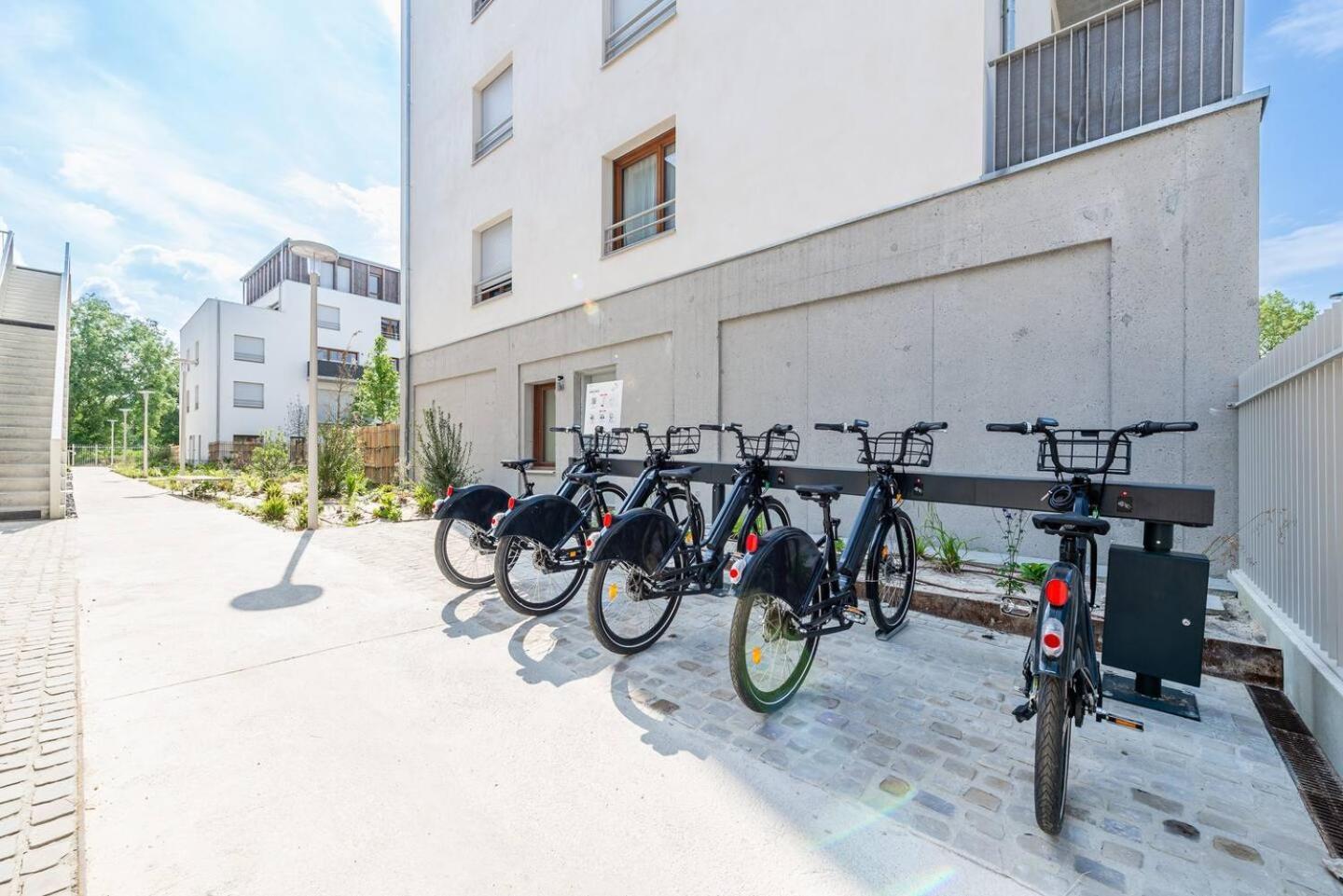 Cosy Apartment - Parking, Garden,10Mn From Disneyland! Монтеврен Екстериор снимка